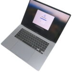 <span class="title">【1位交代】【Apple】【カスタム】アップル『16インチ MacBook Pro 2019 2.4GHz 8コア 64GB 1TB スペースグレイ US』Z0XZ004BC(MVVK2J/A) ノートパソコン 1週間保証【中古】（楽天リアルタイムランキング）</span>